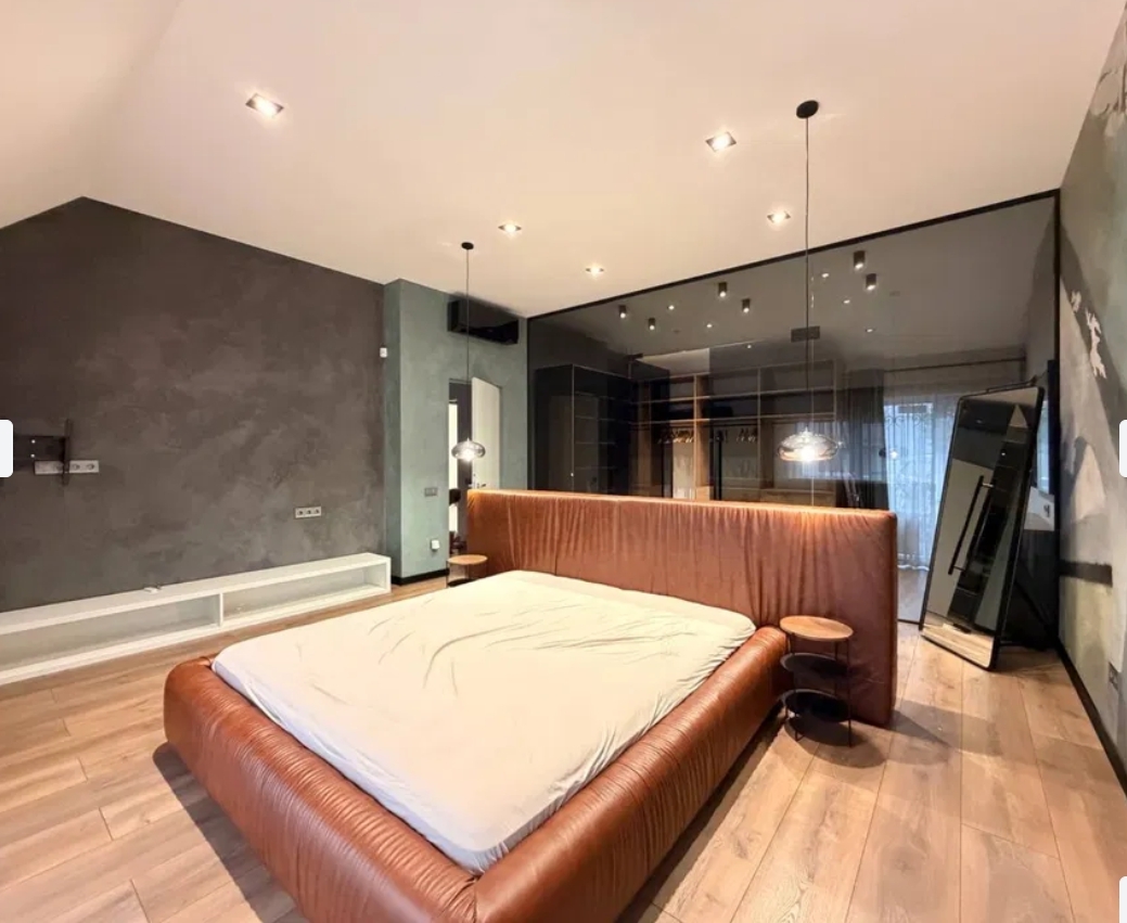 Аренда дома 195 м², Дача Ковалевского ул.