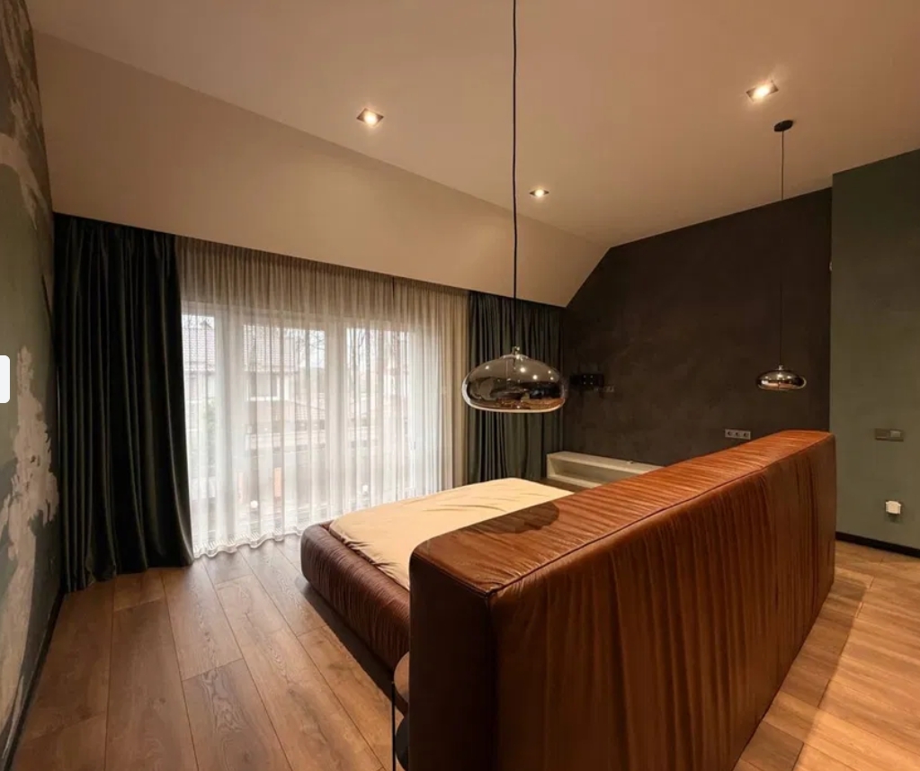 Аренда дома 195 м², Дача Ковалевского ул.