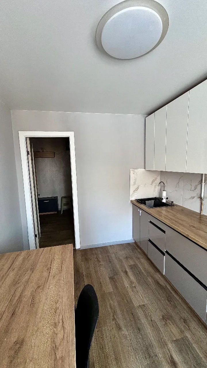 Продажа 3-комнатной квартиры 67 м², Котляревского ул., 7