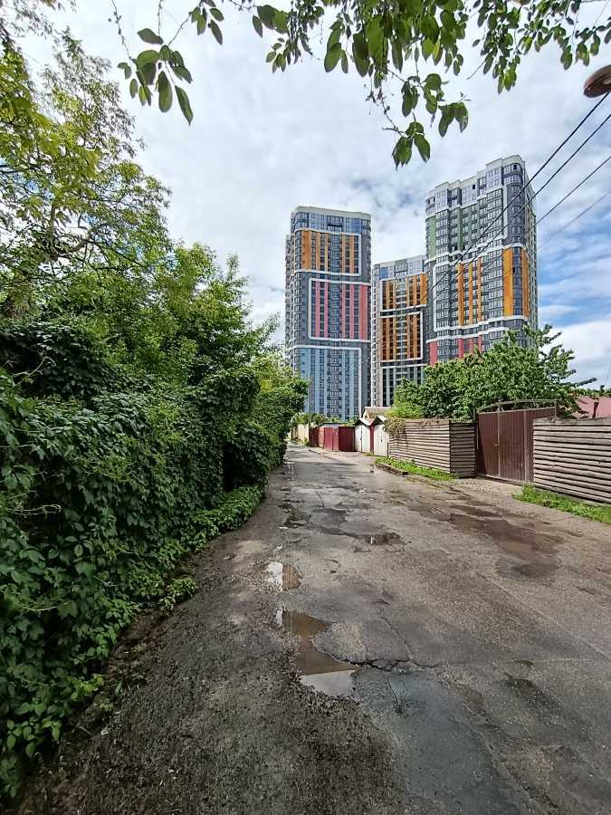 Продажа участка для строительства торговых центров 30 соток, Жулянская ул.