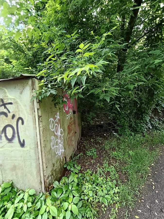 Продажа участка для строительства торговых центров 30 соток, Жулянская ул.