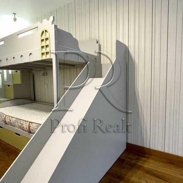 Продажа 3-комнатной квартиры 90 м², Метрологическая ул., 109