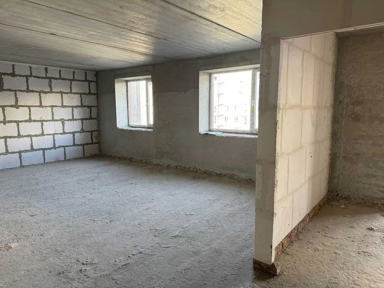 Продаж 2-кімнатної квартири 68 м²