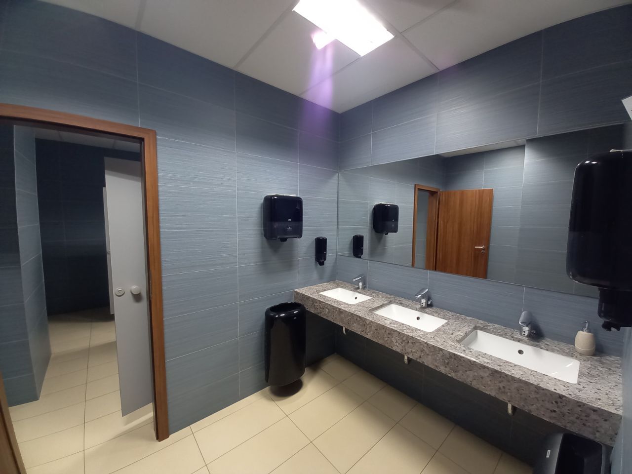 Аренда офиса 302 м², Исполкомовская ул., 53