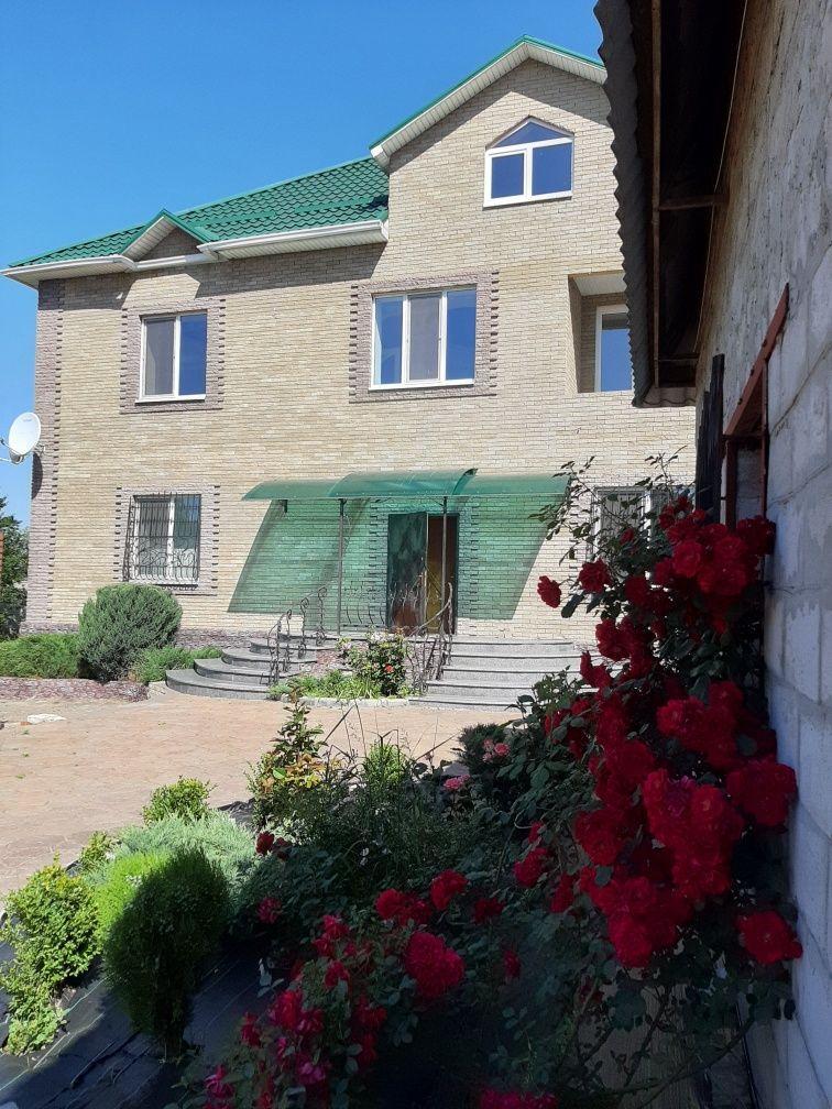 Продажа дома 620 м², Ватутина ул.