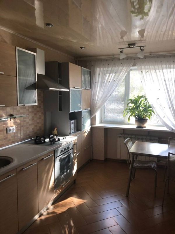 Аренда 2-комнатной квартиры 60 м², Лизы Чайкиной ул., 1