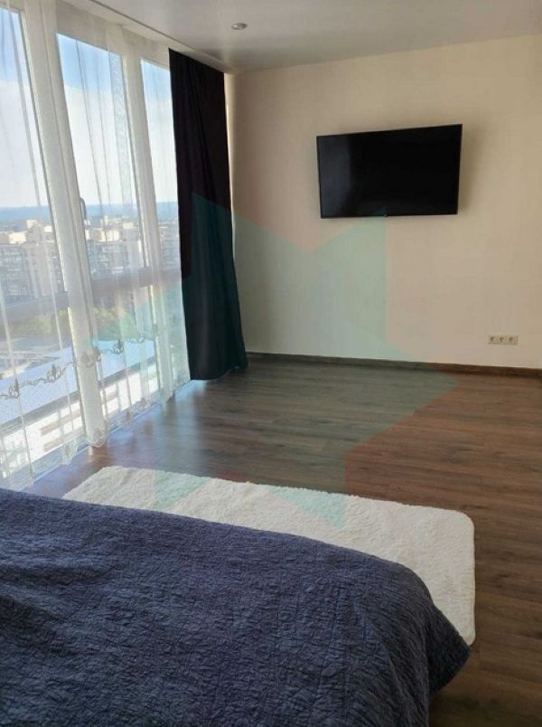 Оренда 2-кімнатної квартири 80 м², Мандриківська вул., 51М