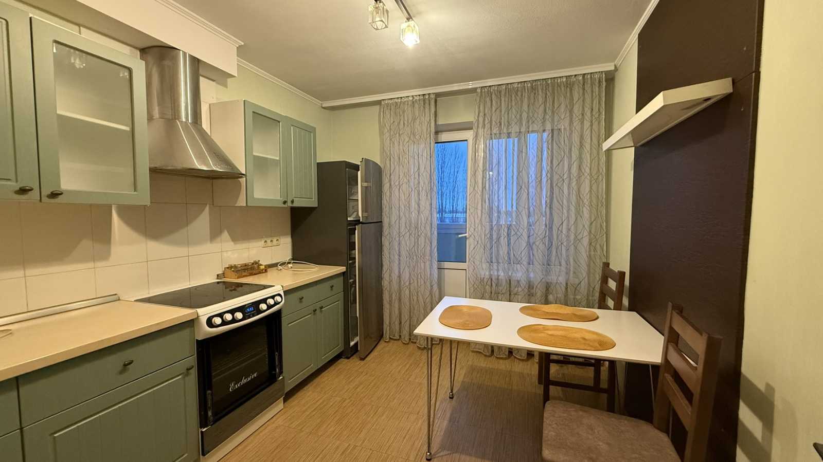 Аренда 2-комнатной квартиры 72 м², Сергея Москаленко ул., 8Б