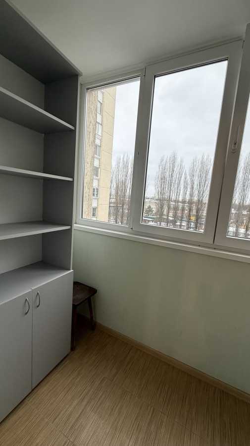 Аренда 2-комнатной квартиры 72 м², Сергея Москаленко ул., 8Б