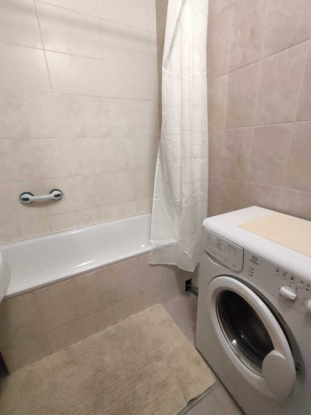 Аренда 1-комнатной квартиры 42 м², Михаила Донца ул., Драгоманова, 14