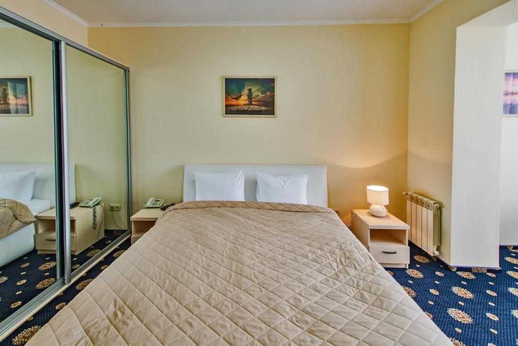 Аренда 4-комнатной квартиры 160 м², Олімпійська, 1