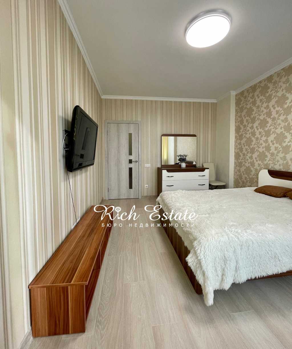 Оренда 1-кімнатної квартири 45 м², Вишгородська вул., 45/4