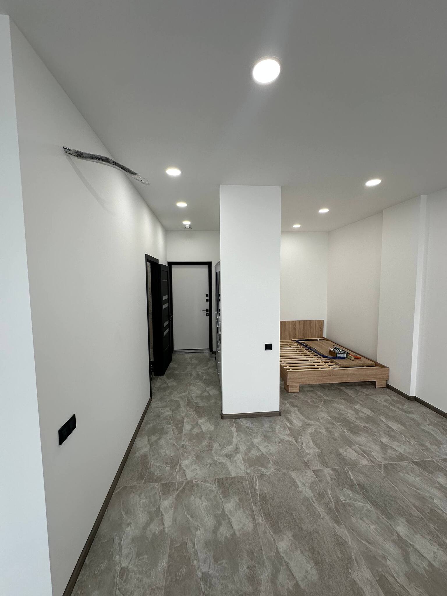 Оренда 1-кімнатної квартири 50 м², Яружна вул.