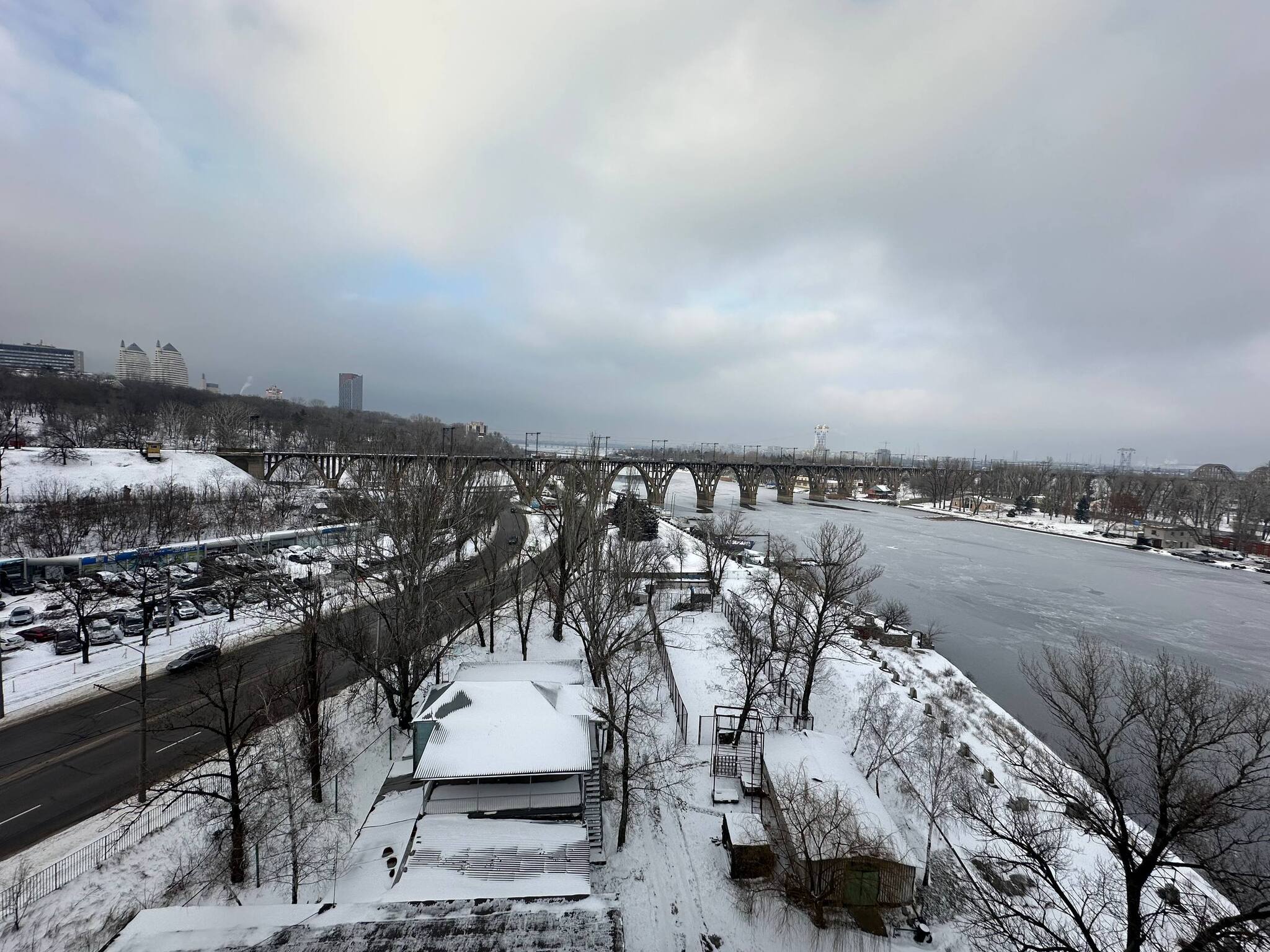 Оренда 1-кімнатної квартири 50 м², Яружна вул.