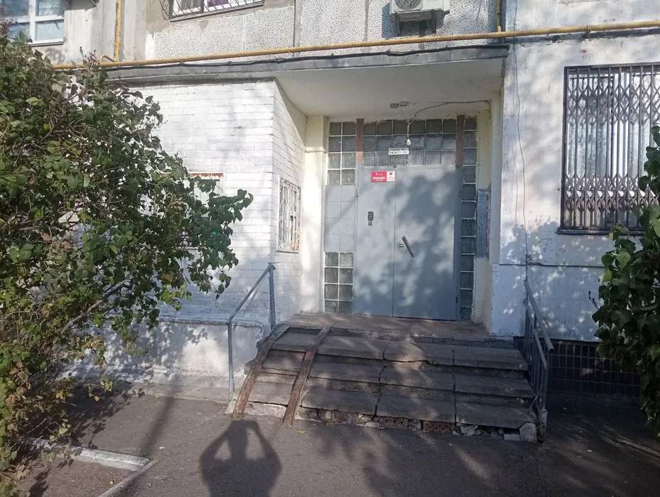 Продажа 3-комнатной квартиры 70 м², Павла Тычины просп., 20А