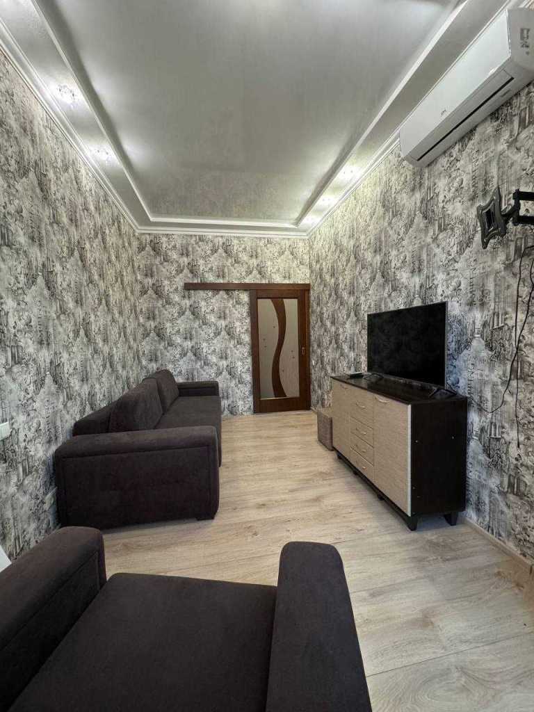 Продажа 2-комнатной квартиры 64 м², Кузнечная ул.