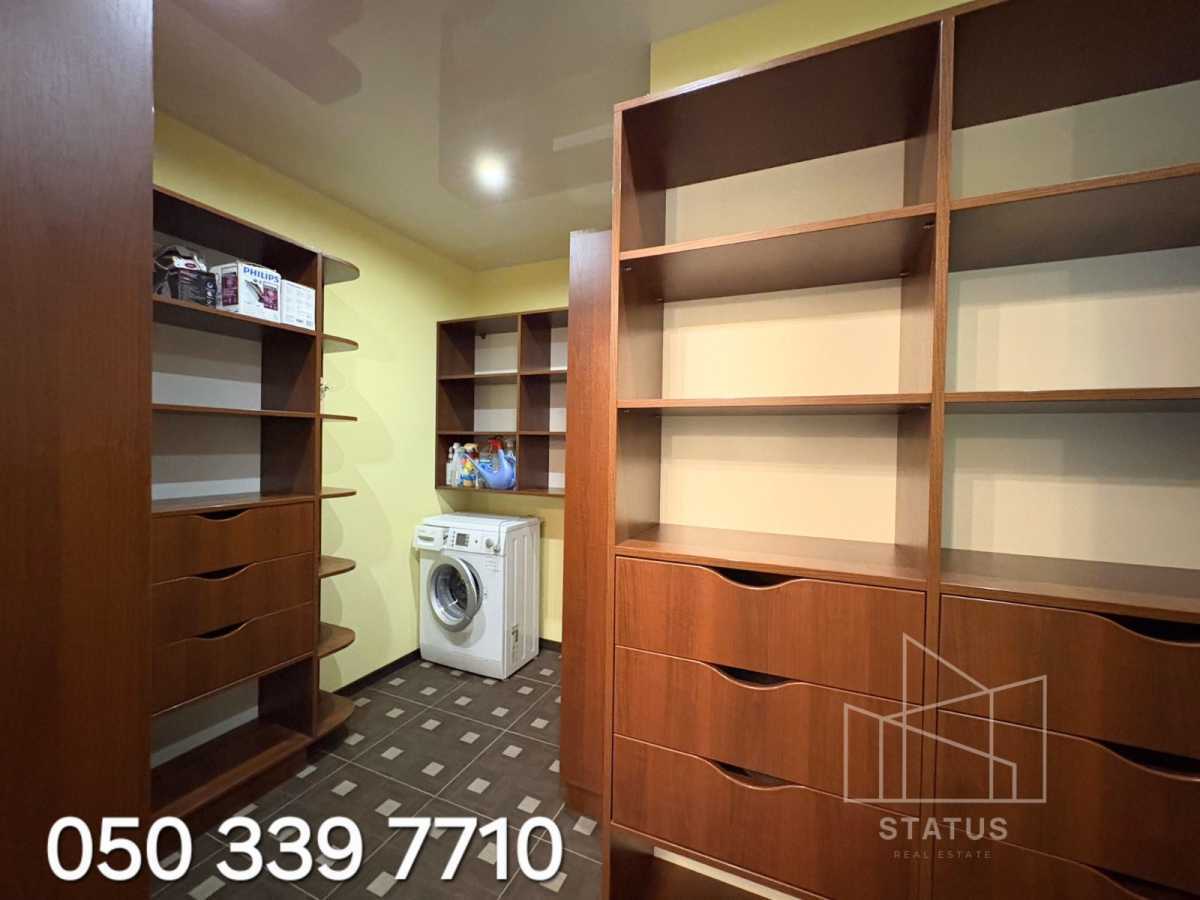 Продаж 5-кімнатної квартири 172 м², Боголюбова вул., 16