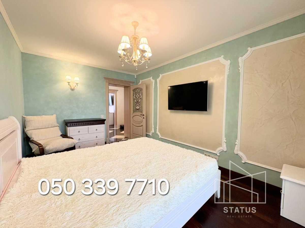 Продаж 5-кімнатної квартири 172 м², Боголюбова вул., 16