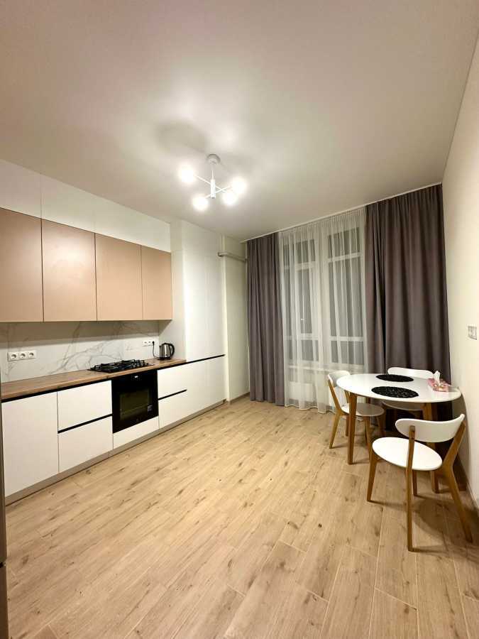 Аренда 2-комнатной квартиры 85 м², Богатырская ул., 30 К1