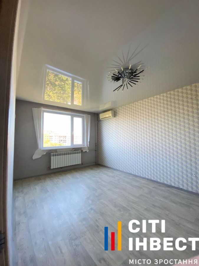 Продажа 3-комнатной квартиры 72 м², Наталии Ужвий ул., 80