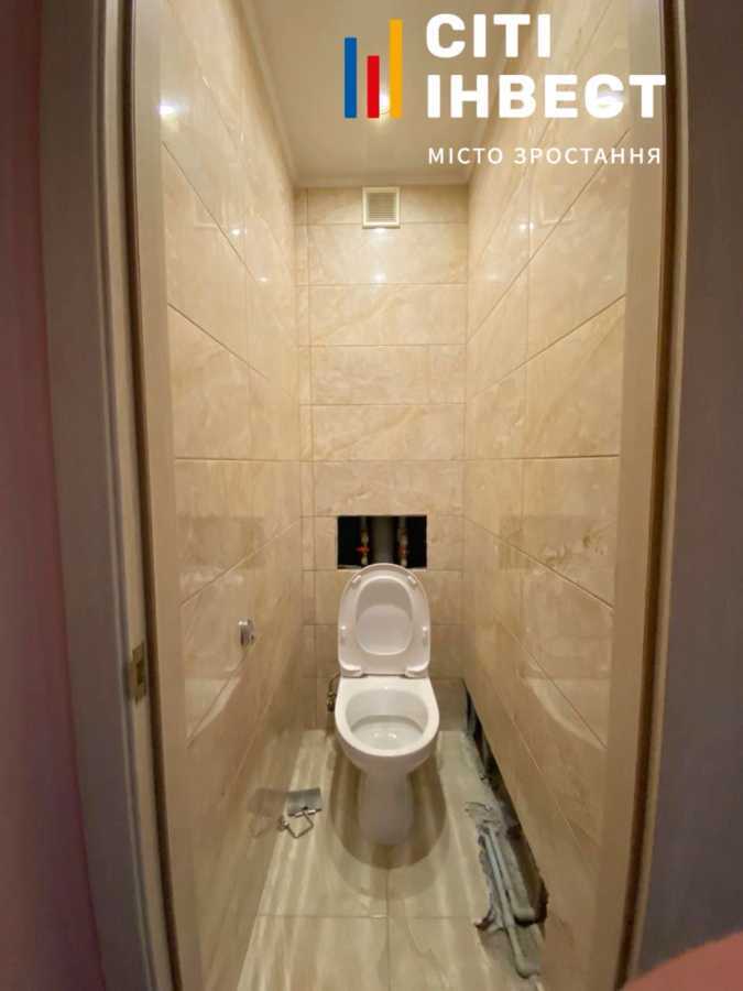 Продажа 3-комнатной квартиры 72 м², Наталии Ужвий ул., 80