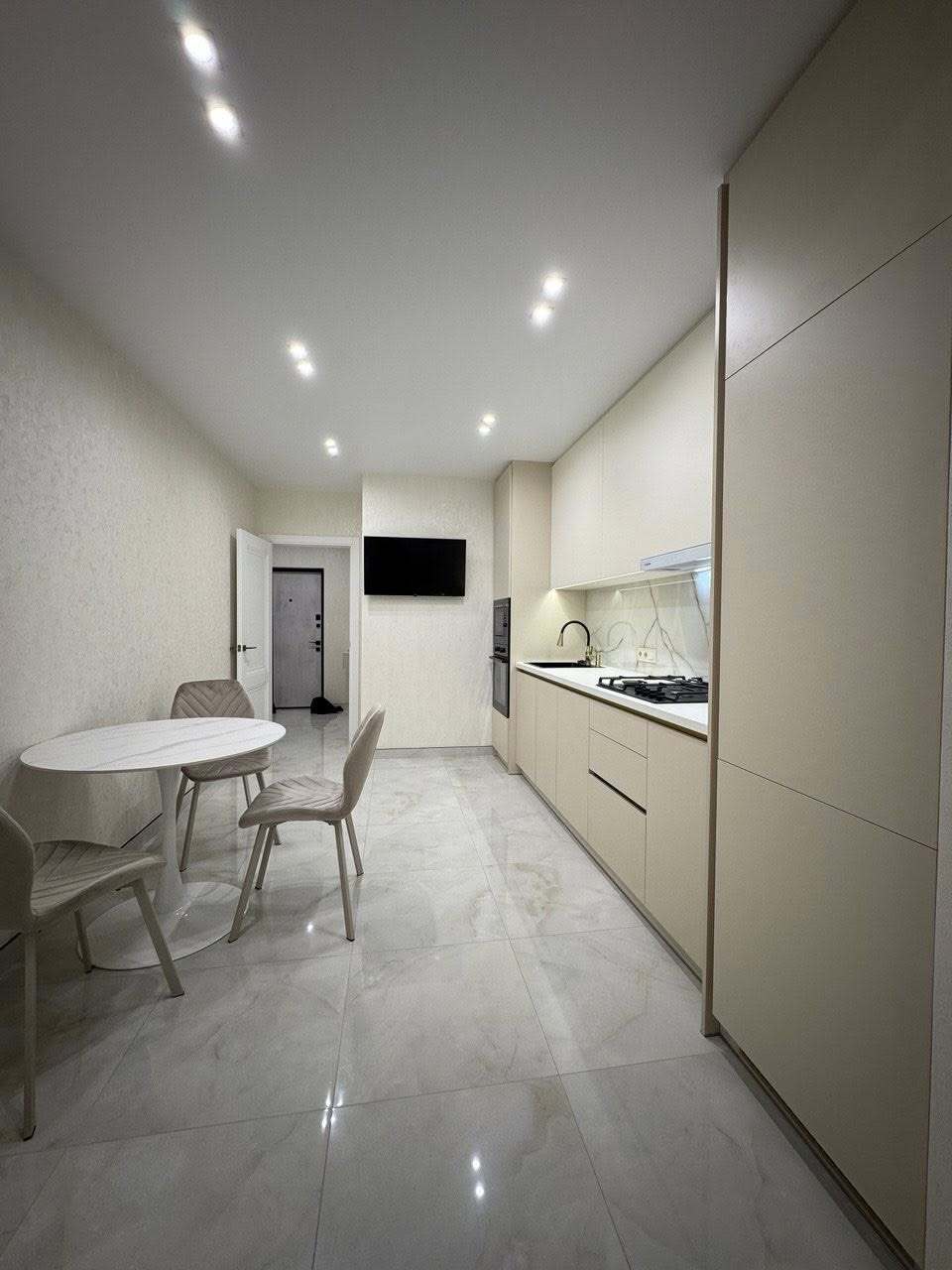 Продаж 2-кімнатної квартири 46 м², 8 Марта (Слобожанське) вул.