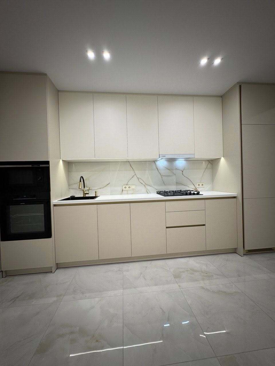 Продаж 2-кімнатної квартири 46 м², 8 Марта (Слобожанське) вул.