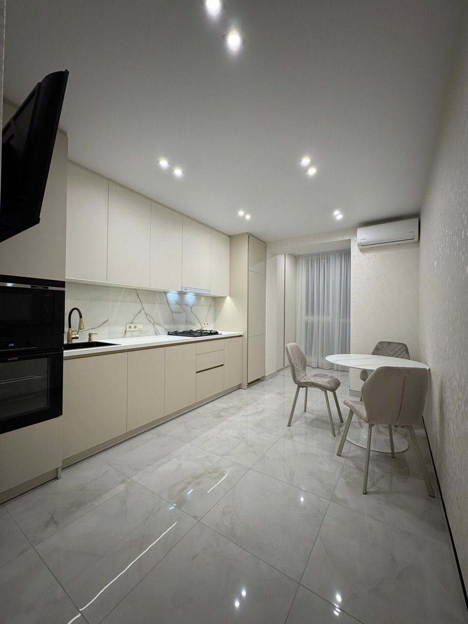 Продаж 2-кімнатної квартири 46 м², 8 Марта (Слобожанське) вул.