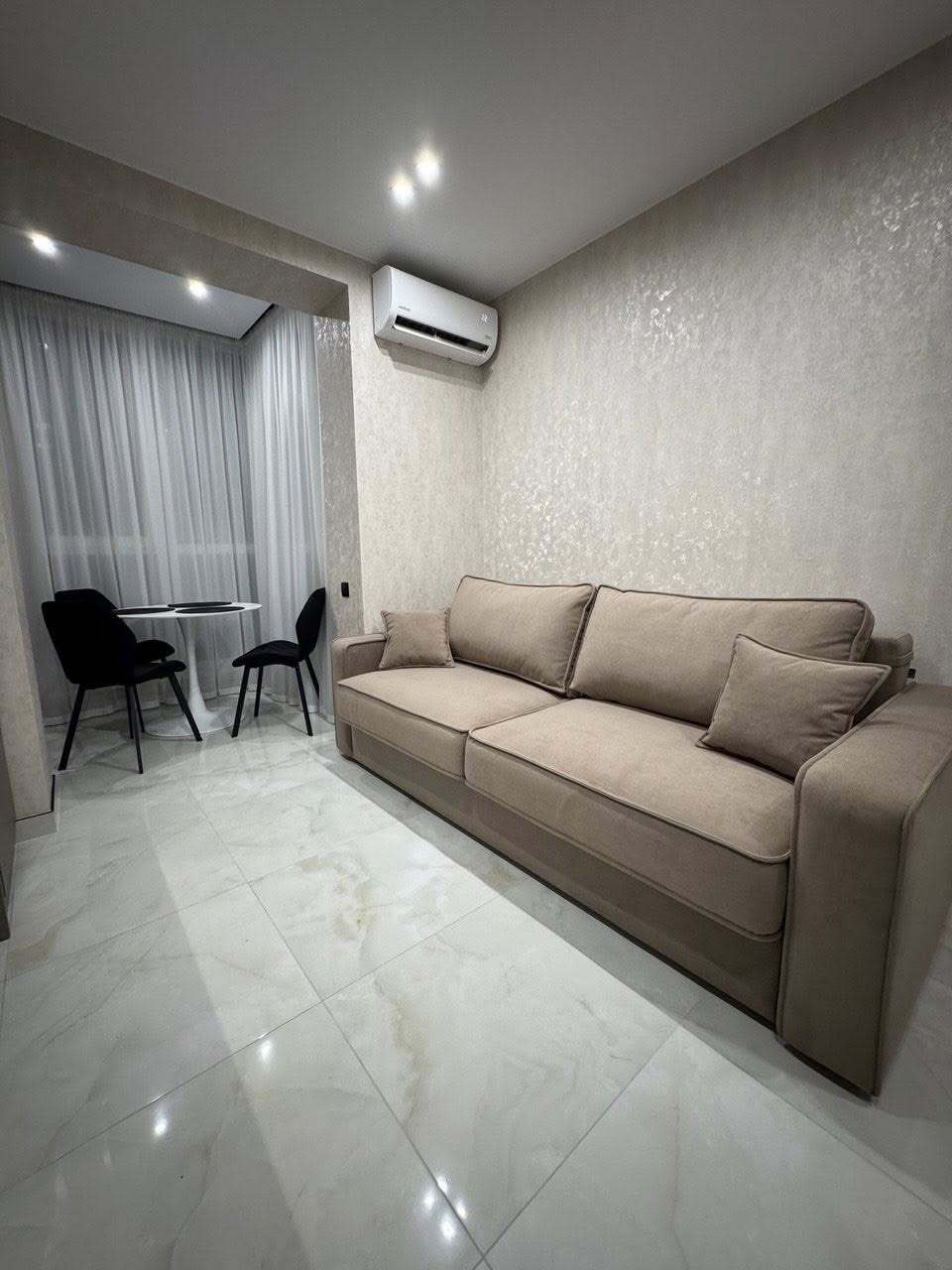 Продаж 2-кімнатної квартири 46 м², 8 Марта (Слобожанське) вул.