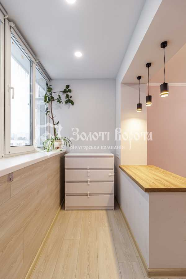 Продажа 1-комнатной квартиры 32.9 м², Милославська, 17а