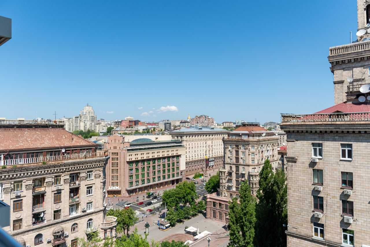 Продажа 5-комнатной квартиры 212 м², Крещатик ул., 27Б