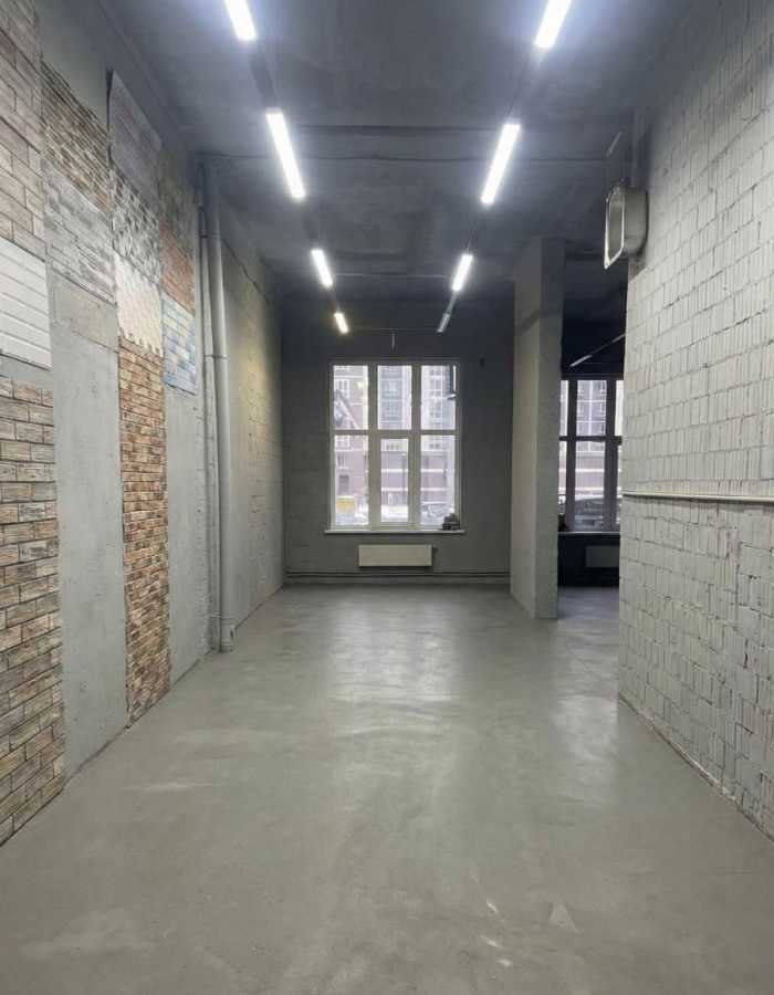 Оренда офісу 85 м², Лесі Українки вул., 3