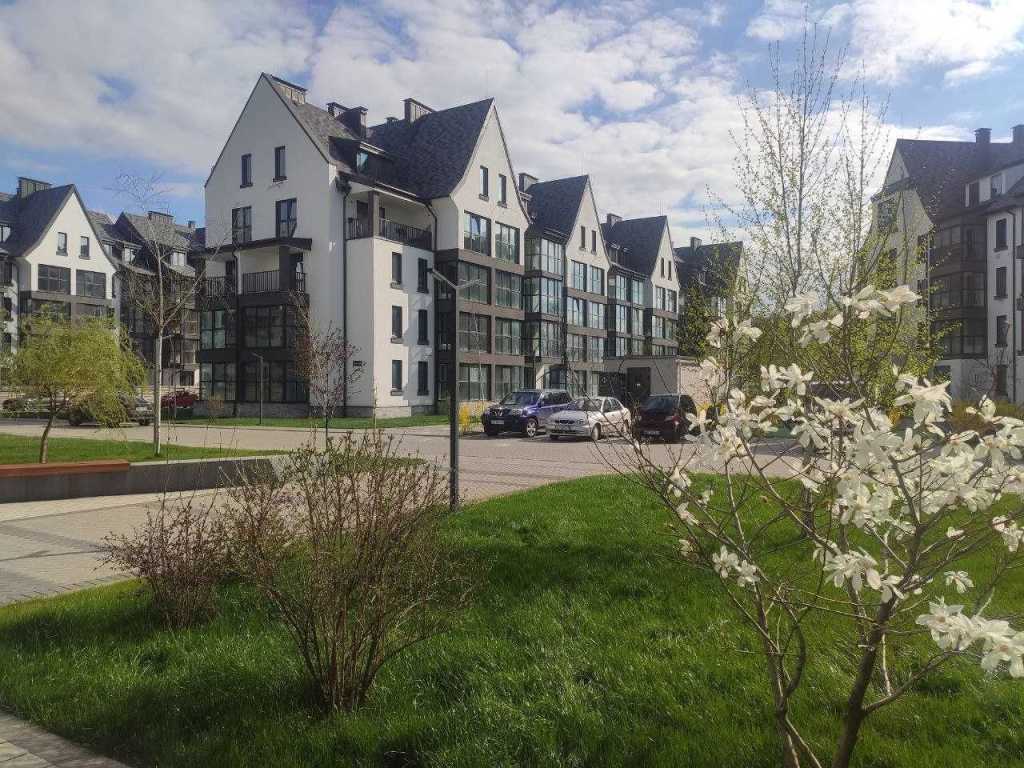 Продажа 2-комнатной квартиры 93 м², Киевская ул., 10В К4