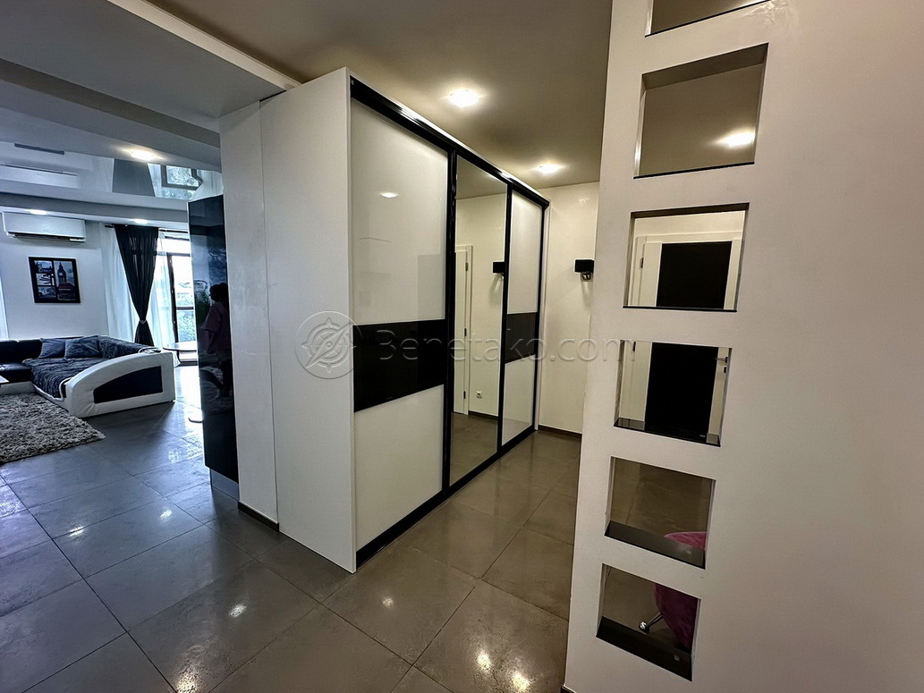 Аренда 2-комнатной квартиры 90 м², Тенистая ул., 9/12