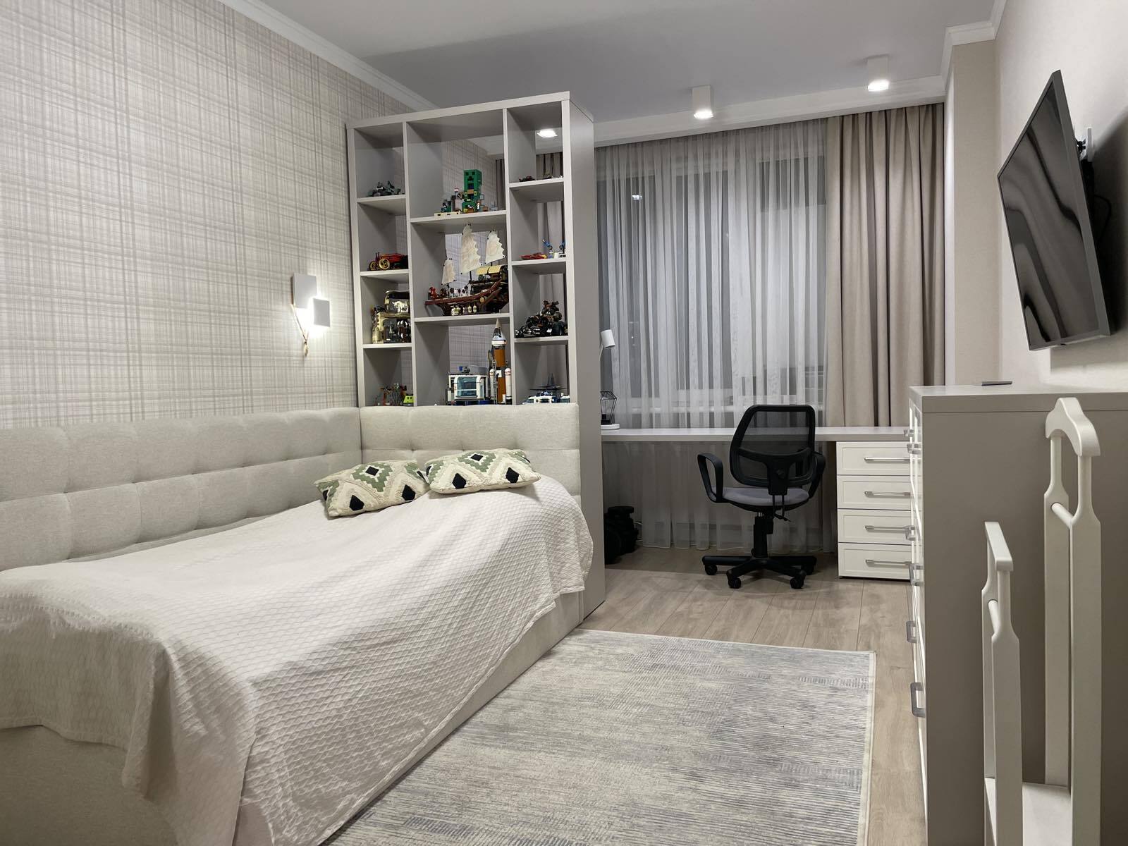 Продажа 2-комнатной квартиры 66 м², Яблоневая ул.