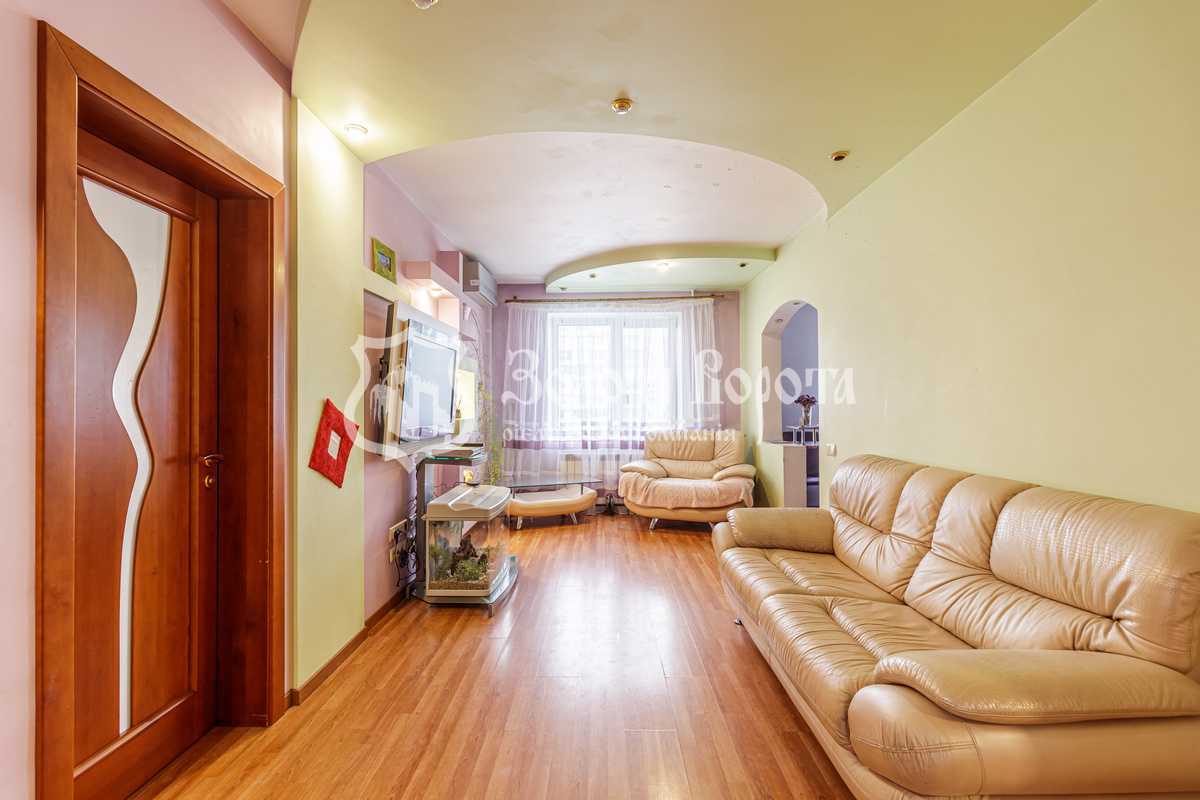 Продажа 3-комнатной квартиры 68 м², Героев Днепра ул., 32