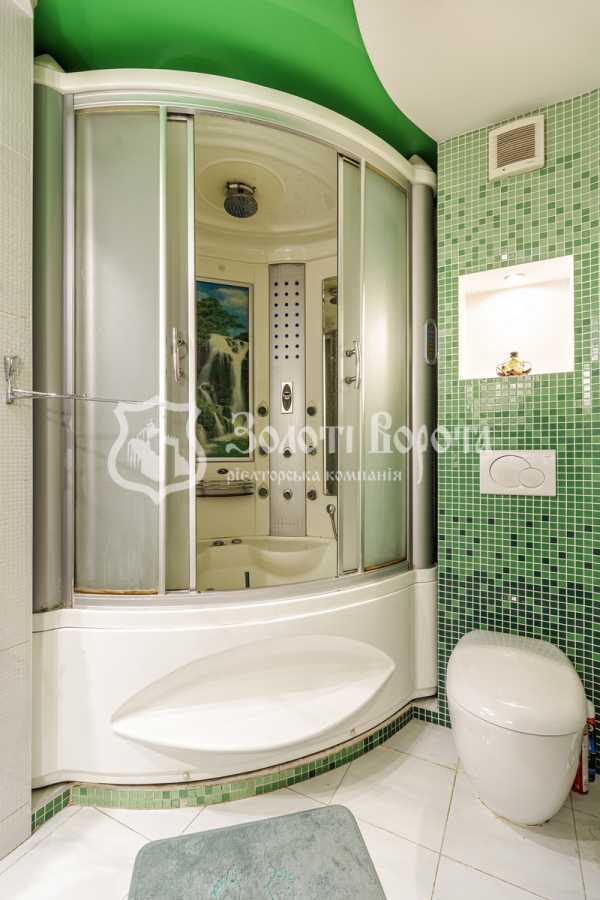 Продажа 3-комнатной квартиры 68 м², Героев Днепра ул., 32