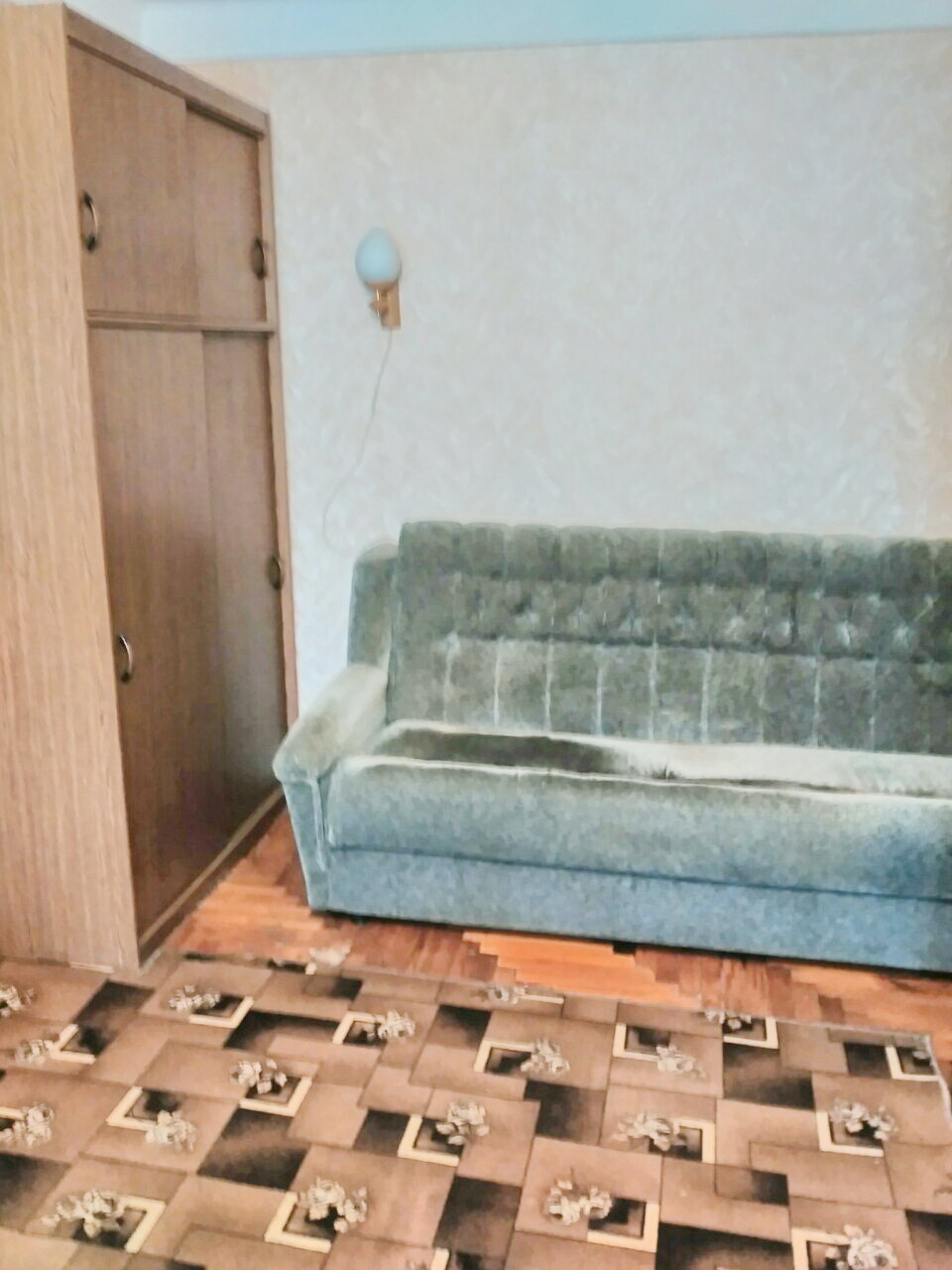 Продажа 1-комнатной квартиры 33 м², Школьная ул., 18