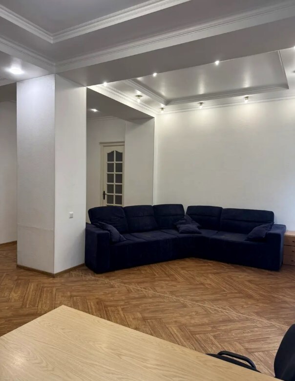 Оренда офісу 120 м², Велика Васильківська вул., 47