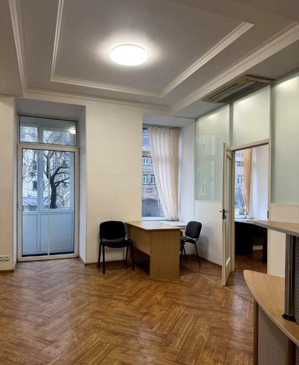 Оренда офісу 120 м², Велика Васильківська вул., 47