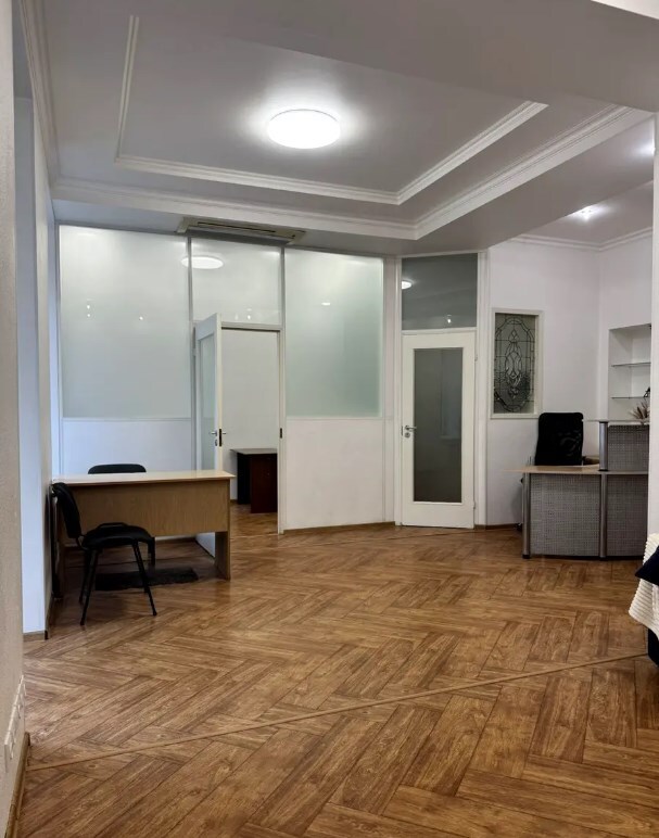 Оренда офісу 120 м², Велика Васильківська вул., 47