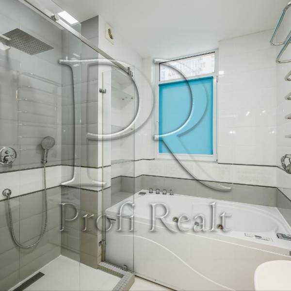 Продажа 3-комнатной квартиры 92 м², Воскресенская ул., 16Б