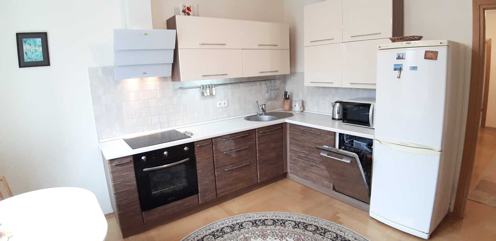 Оренда 2-кімнатної квартири 80 м², Ломоносова вул., 73Г