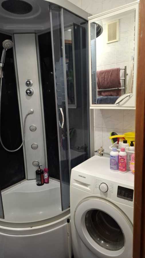 Продажа 3-комнатной квартиры 59.9 м², Пражская ул., 20