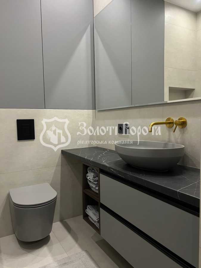 Продажа 1-комнатной квартиры 44 м², Радистов ул., 34А