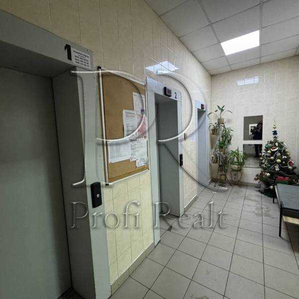 Продажа 3-комнатной квартиры 88 м², Урловская ул., 23Б