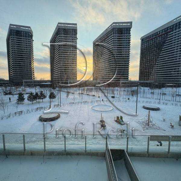 Продаж 2-кімнатної квартири 70 м², Причальна вул., 10