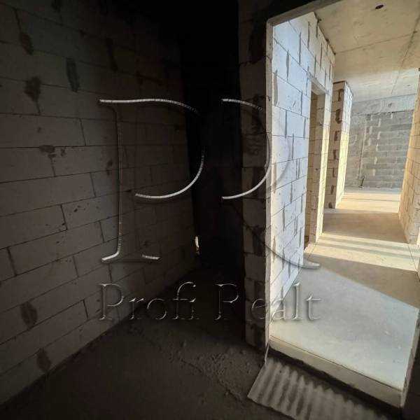 Продаж 2-кімнатної квартири 70 м², Причальна вул., 10