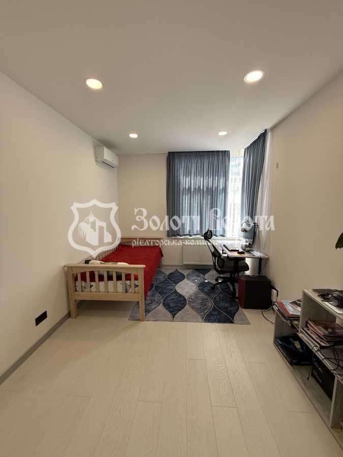 Продажа 3-комнатной квартиры 89.9 м², Юношеская ул., 6