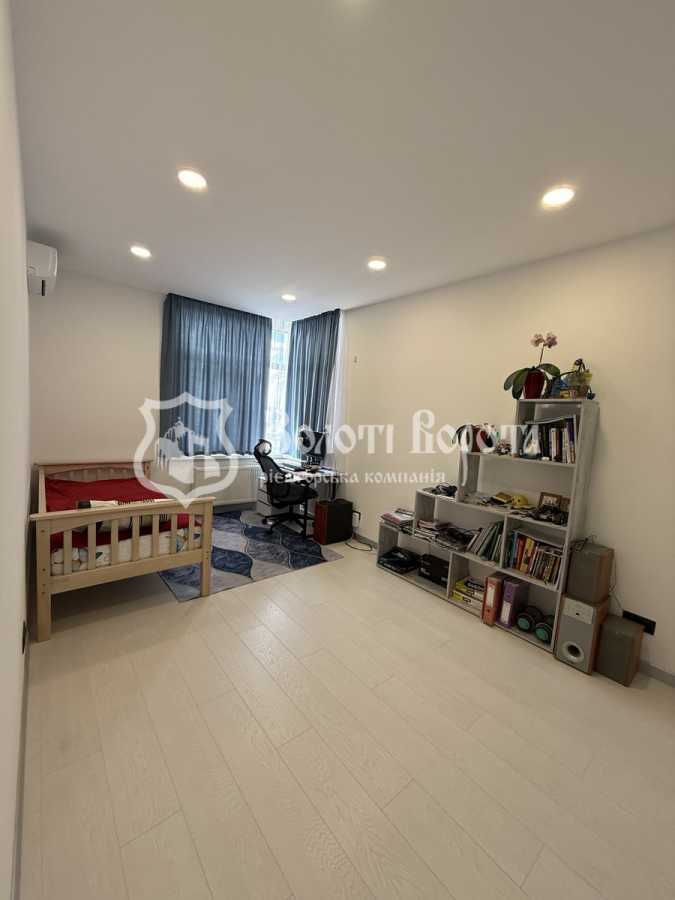 Продажа 3-комнатной квартиры 89.9 м², Юношеская ул., 6